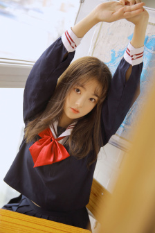 公交车美女校花小雪